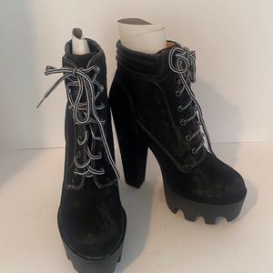 New Black Nubuck Suede Feel Platform Combat Boot Size 8/12